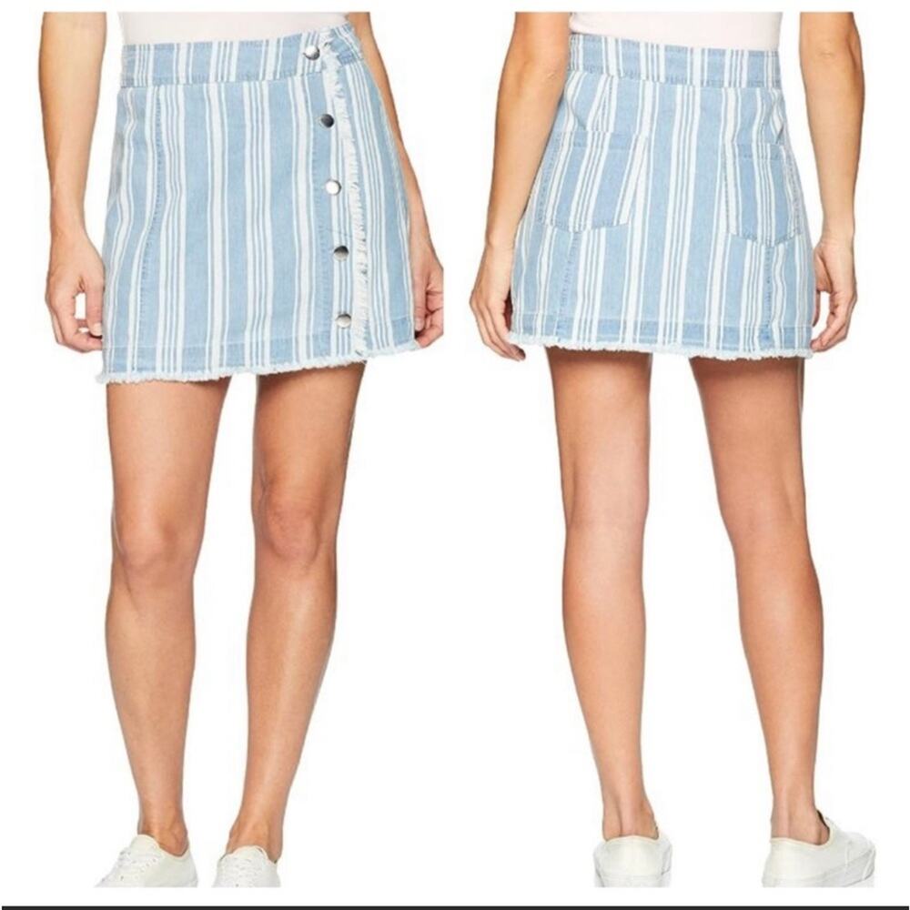 Jack by BB Dakota Skirt Ivanna Blue Striped Raw Hem Chambray Mini Size 2 NEW